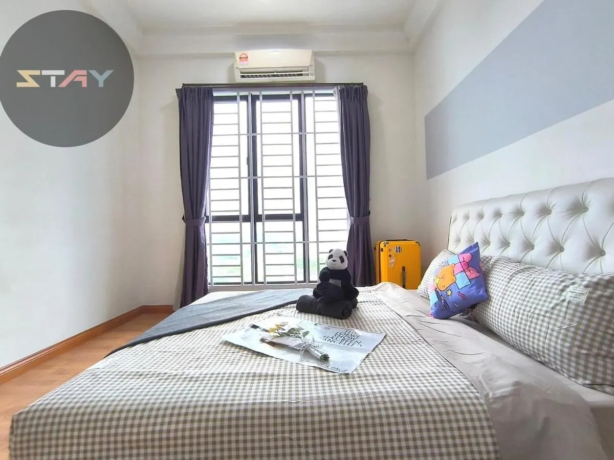 Platino Warm And Stylish 10Pax Neflix By Stay Johor Bahru Apartman