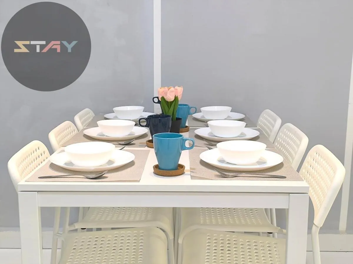 Platino Warm And Stylish 10Pax Neflix By Stay جوهر بهرو 0*,