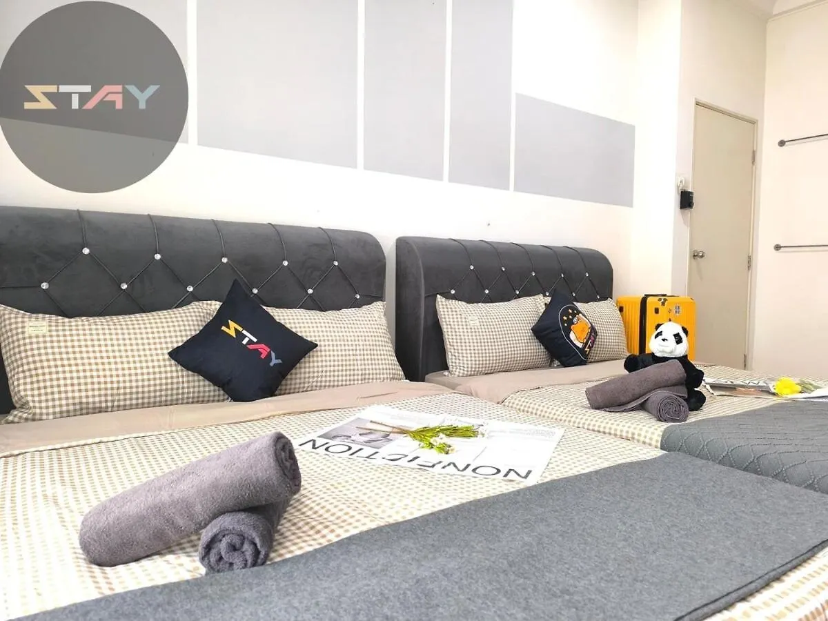 Platino Warm And Stylish 10Pax Neflix By Stay جوهر بهرو 0*,